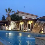 Casa Sevilla Szálloda Alacati